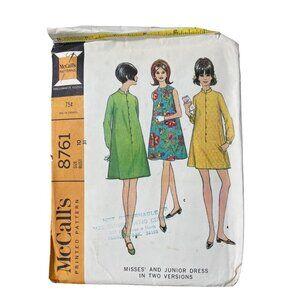 60s McCalls 8761 Misses & Junior Dress Sewing Pattern Size 10 Vintage 1967 CUT